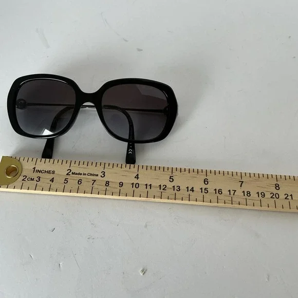 Michael Kors Oversized Sunglasses Black MK2065 Gradient Womens - Picture 2 of 8